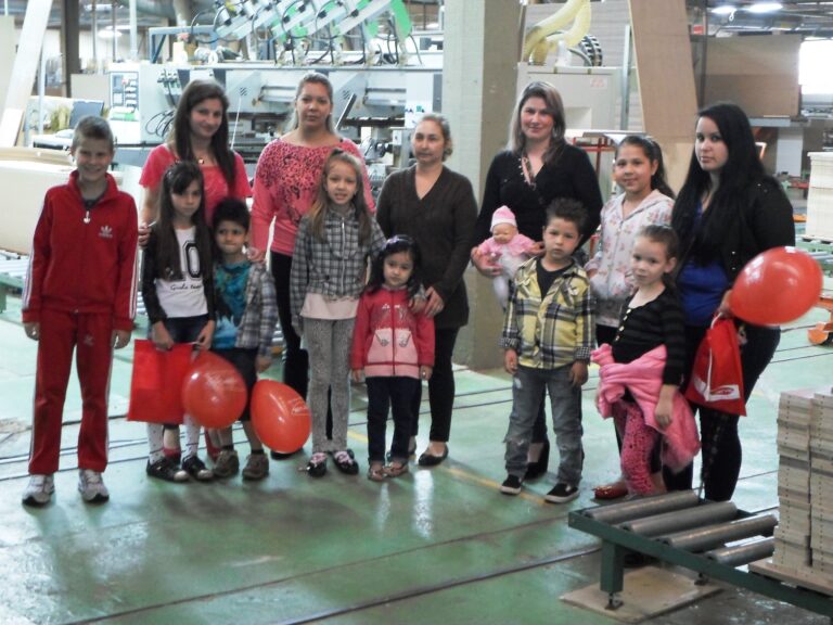 08 - Visita filhos de colaboradores - Impressão_01