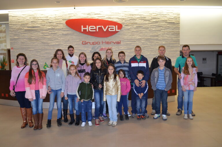 08 - Visita filhos de colaboradores - Peças Planas_01