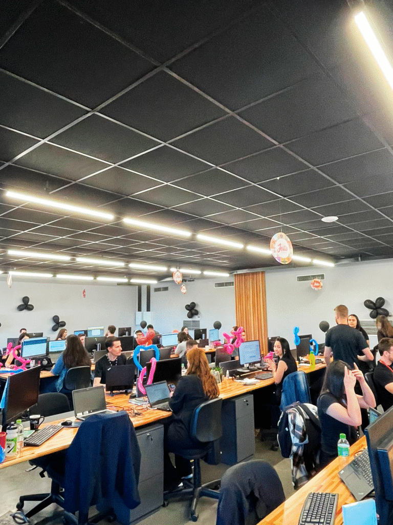 9 - WhatsApp Image 2022-11-27 at 08.16