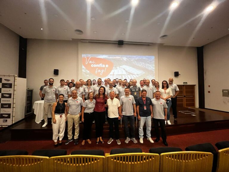 Foto 1 - Convenção HQuímica