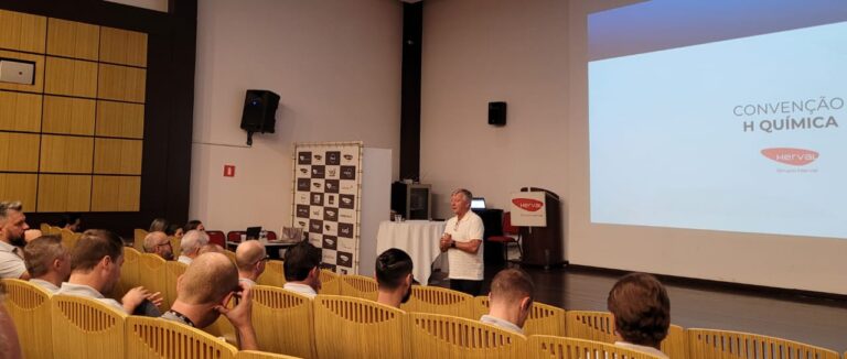 Foto 2 - Convenção HQuímica